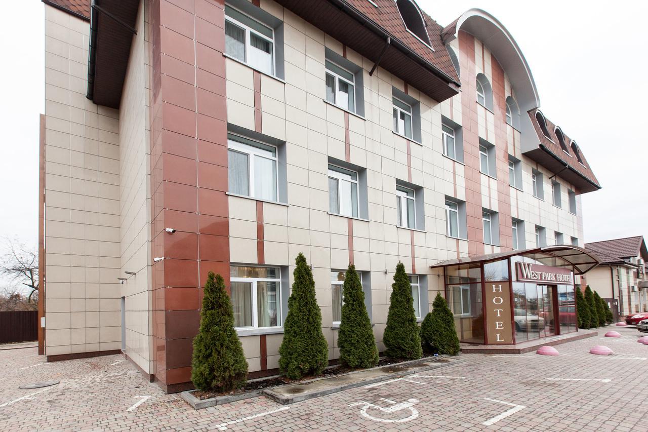 West Park Hotel Sofiivska Borshchahivka Exterior foto
